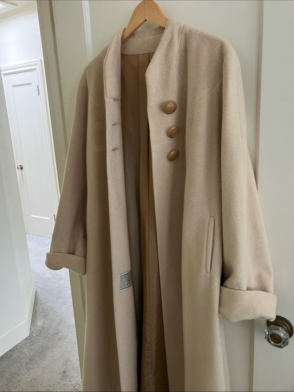 RARE! Stunning Vintage Overcoat in XL - Picture 10 of 11